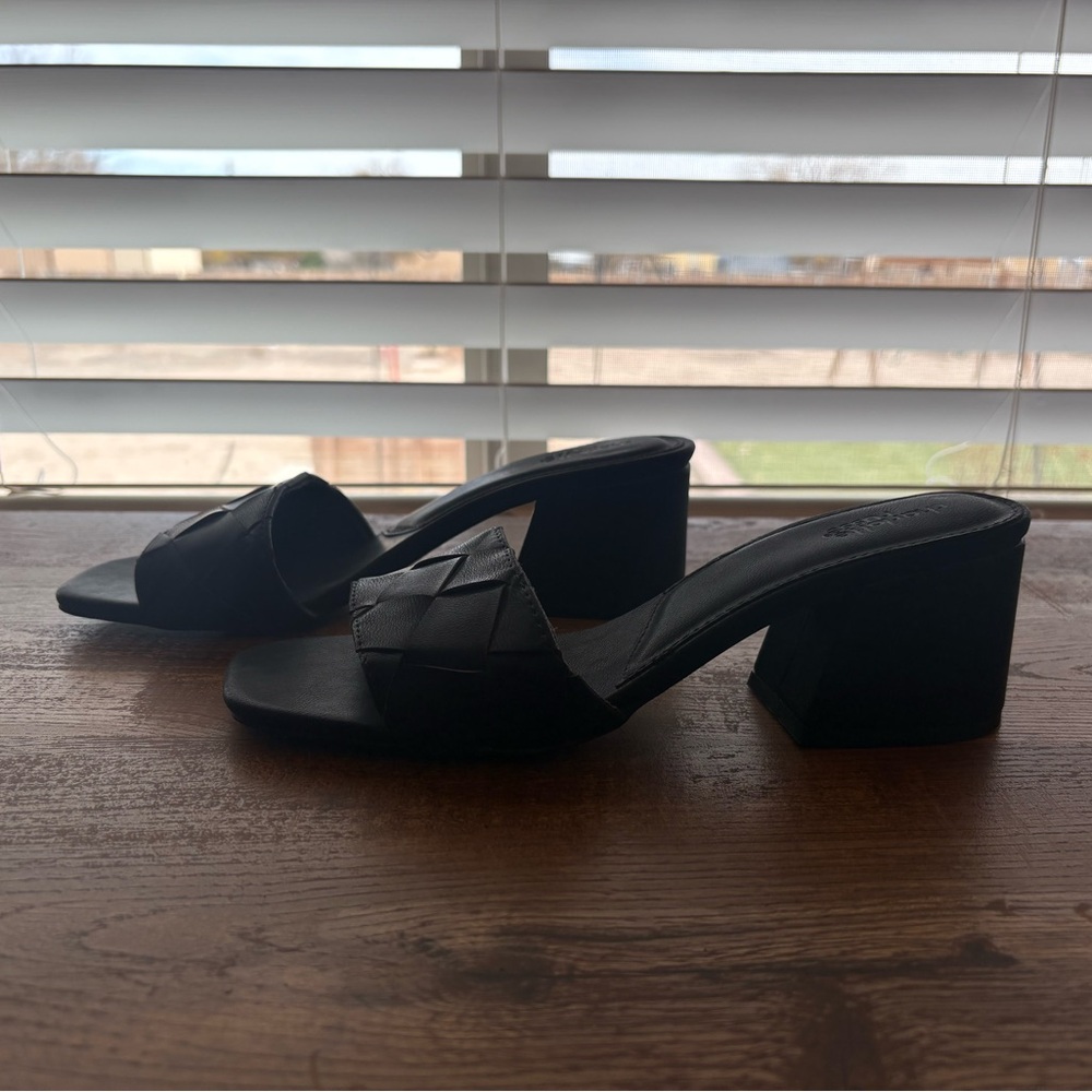 Charlotte Russe Black Woven Block Heel Mules